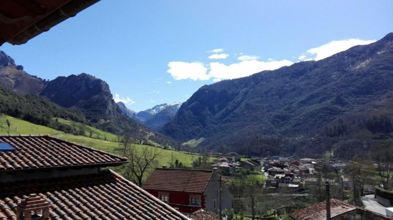 Las Cabraliegas Arenas De Cabrales Exterior foto